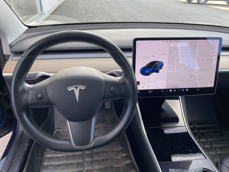 TESLA Model 3 2019