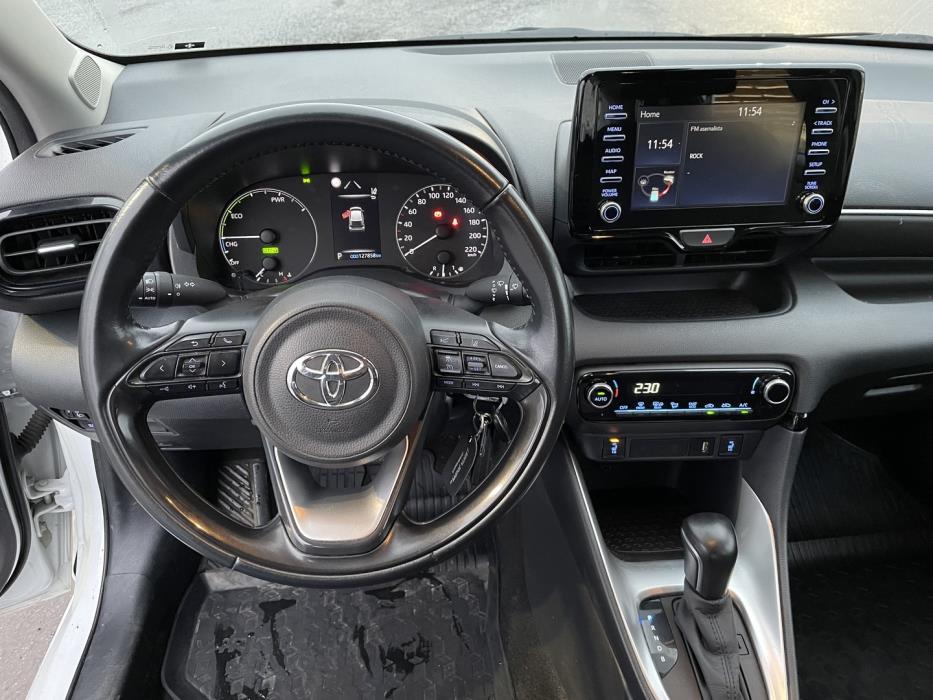 TOYOTA Yaris 2022