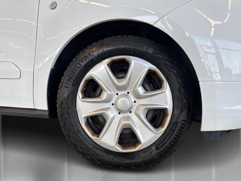 FORD Tourneo Courier 2020