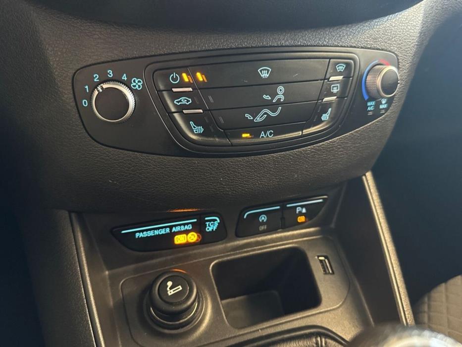 FORD Tourneo Courier 2020
