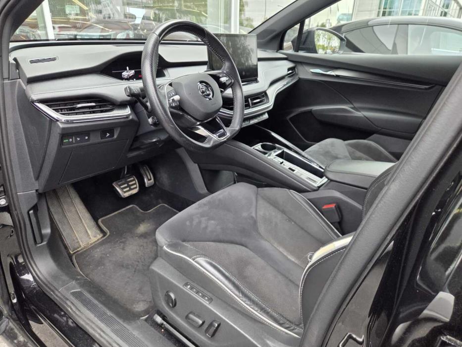 SKODA Enyaq 2023