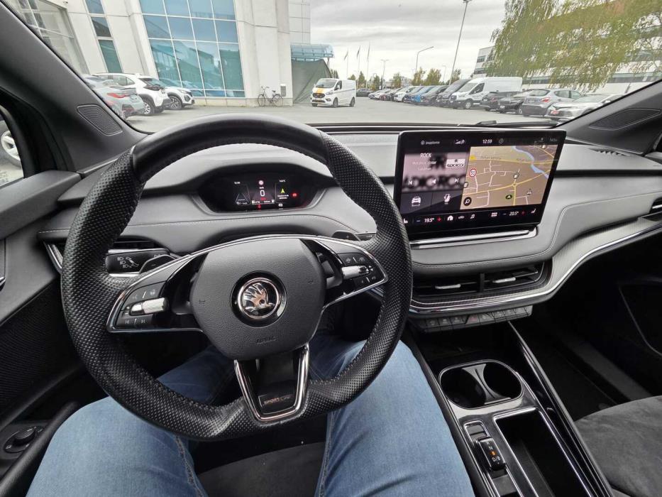 SKODA Enyaq 2023