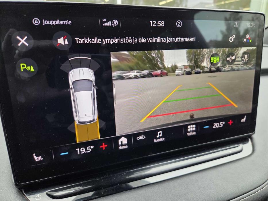 SKODA Enyaq 2023