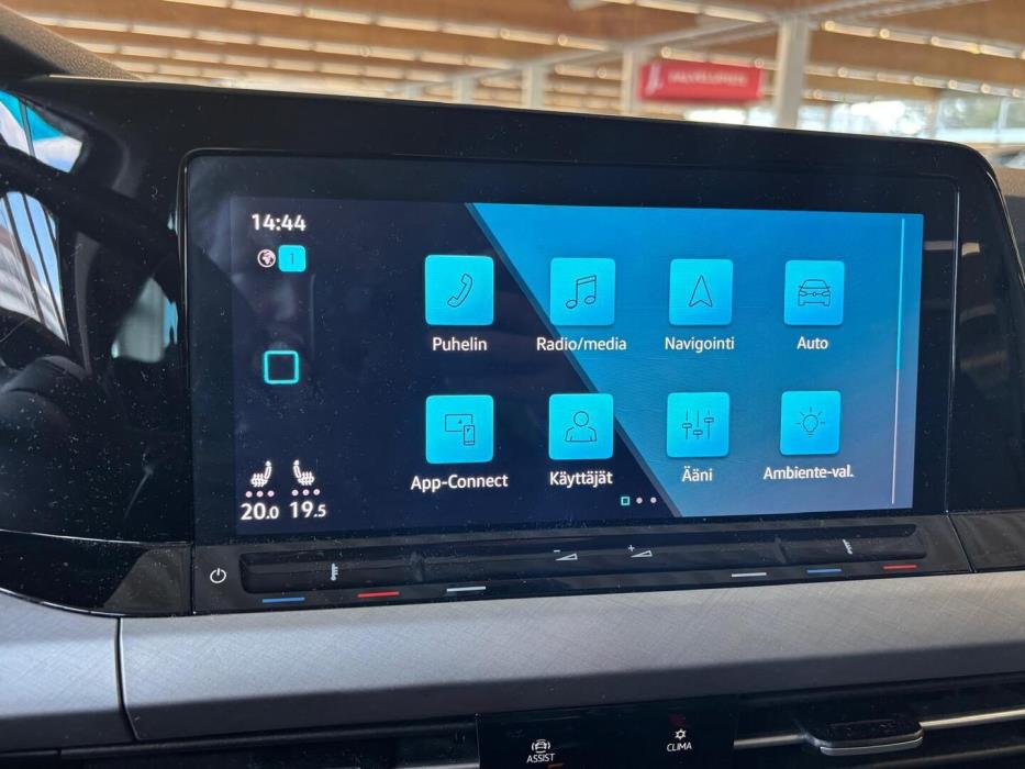 VOLKSWAGEN Golf 2020