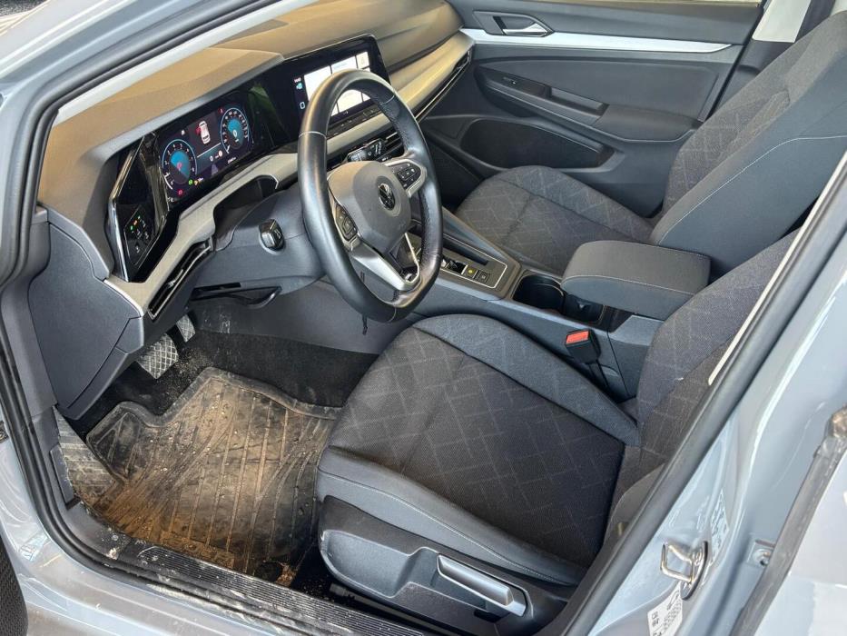 VOLKSWAGEN Golf 2020