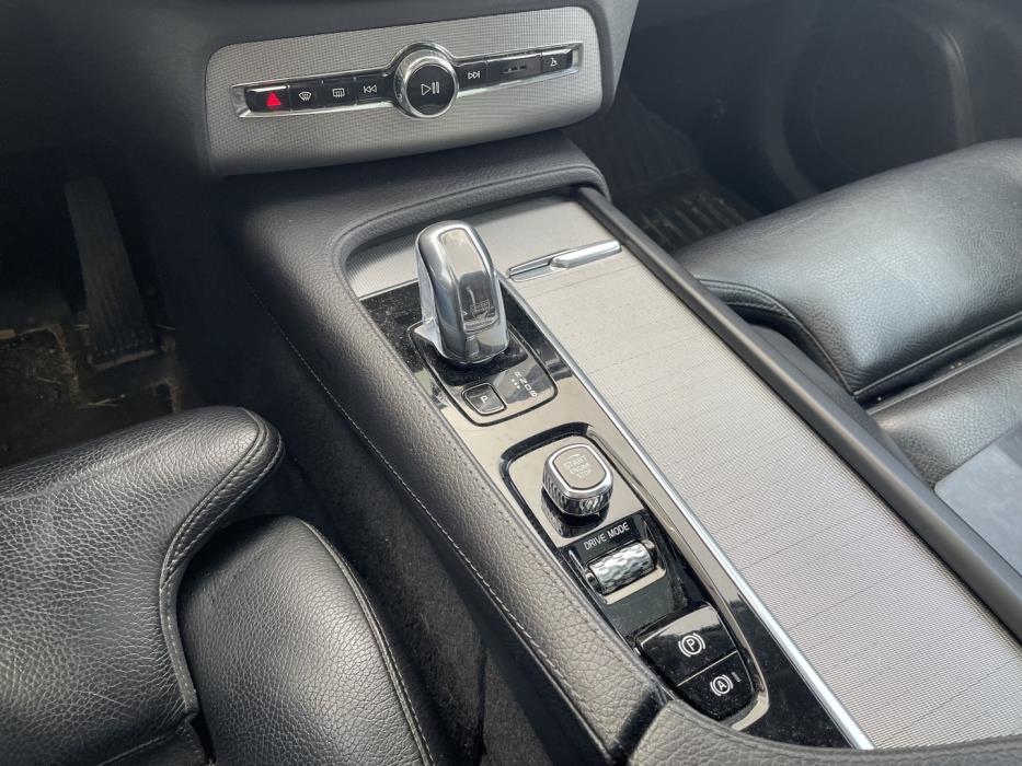 VOLVO XC90 2019