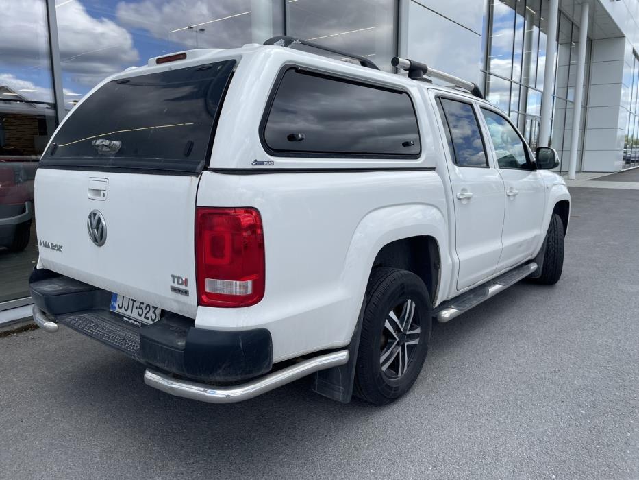 VOLKSWAGEN Amarok 2015