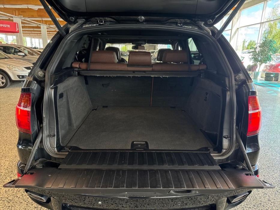 BMW X5 2011