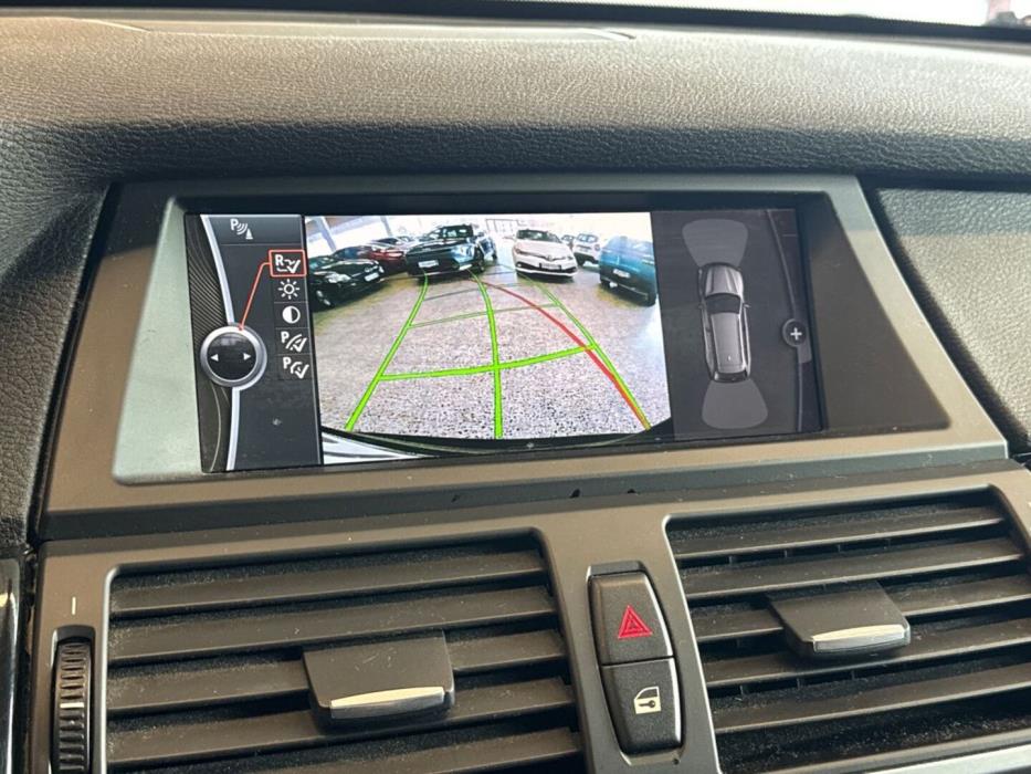 BMW X5 2011