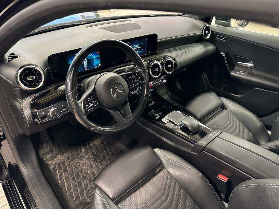 MERCEDES-BENZ A 2019