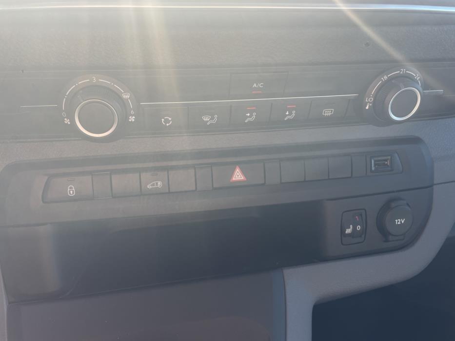 TOYOTA Proace 2021