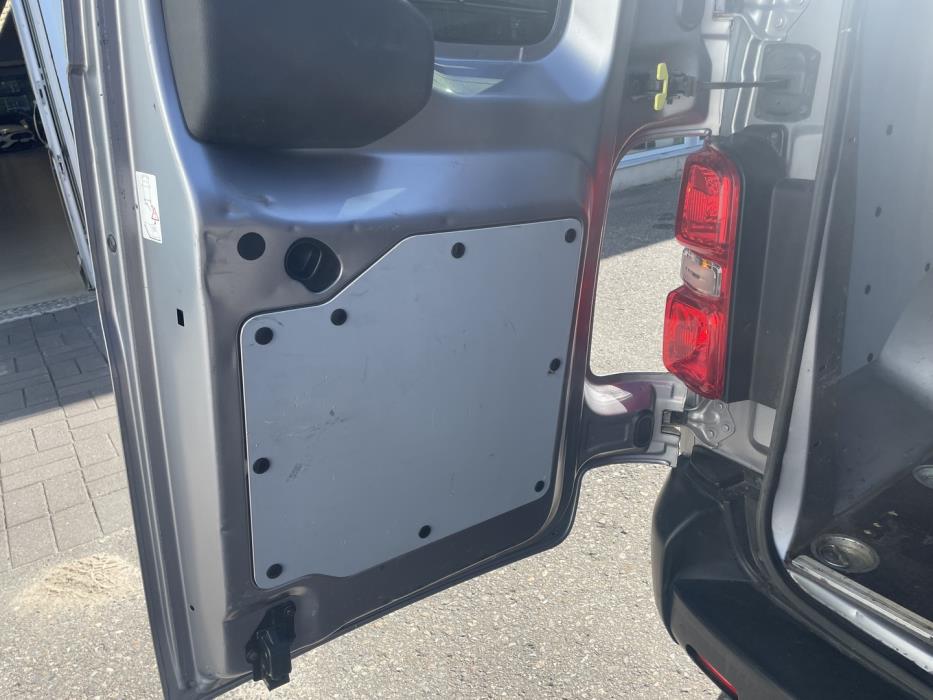 TOYOTA Proace 2021