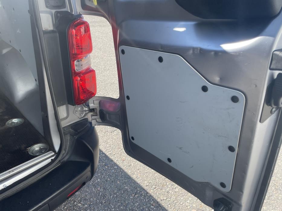 TOYOTA Proace 2021