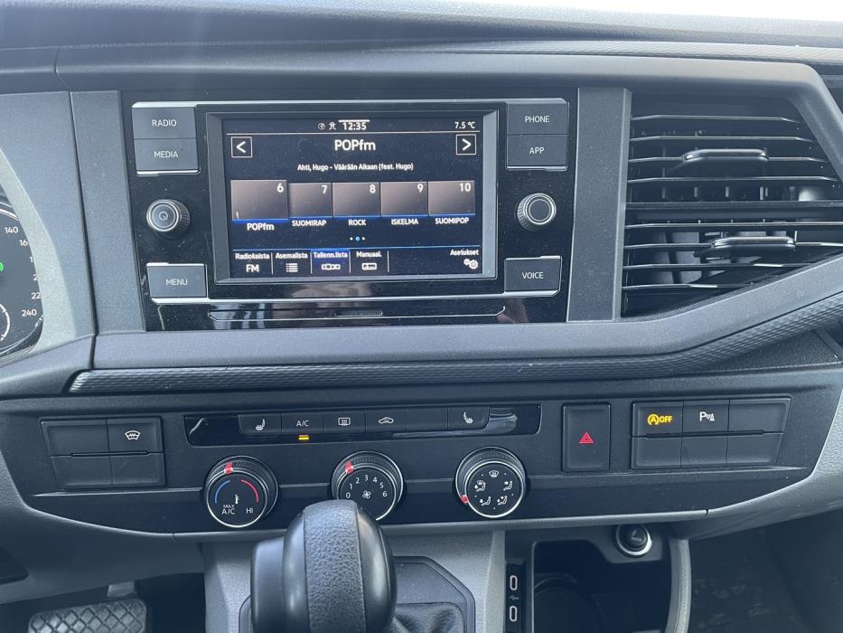 VOLKSWAGEN Transporter 2022