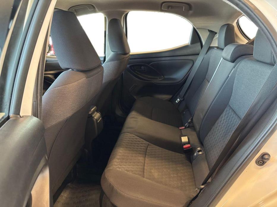 TOYOTA Yaris 2023