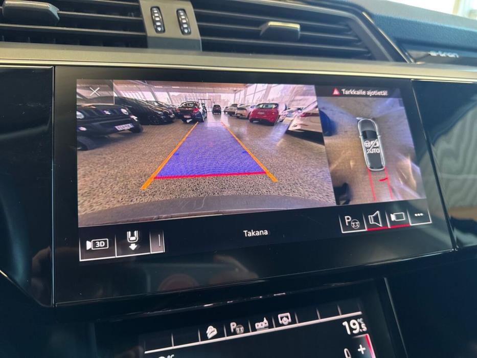 AUDI e-tron 2019