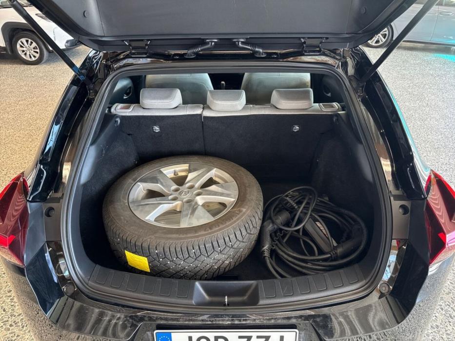 LEXUS UX 2021