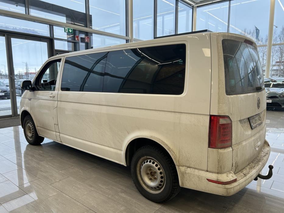 VOLKSWAGEN Caravelle 2016