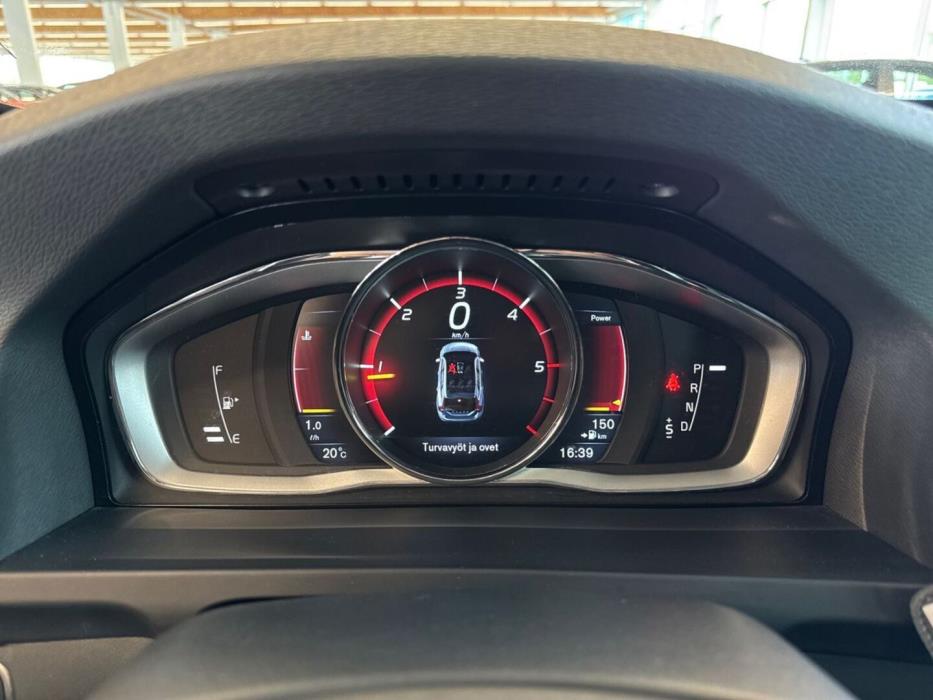VOLVO V60 Cross Country 2016