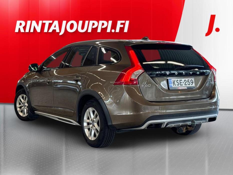 VOLVO V60 Cross Country 2016