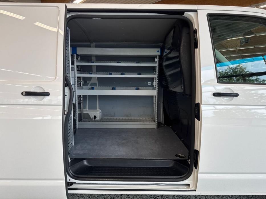 VOLKSWAGEN Transporter 2019