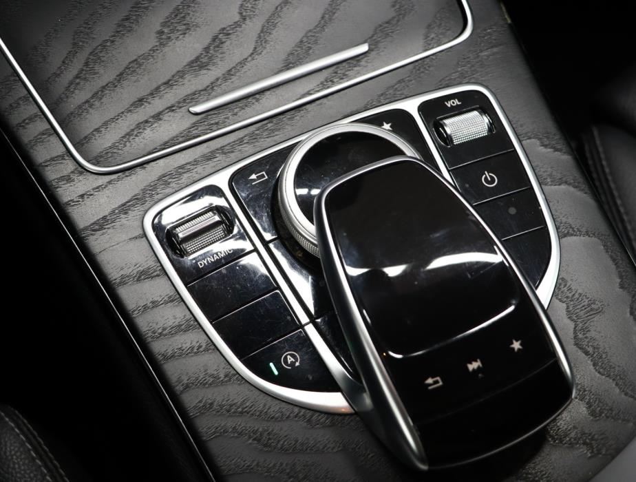 MERCEDES-BENZ C 2017