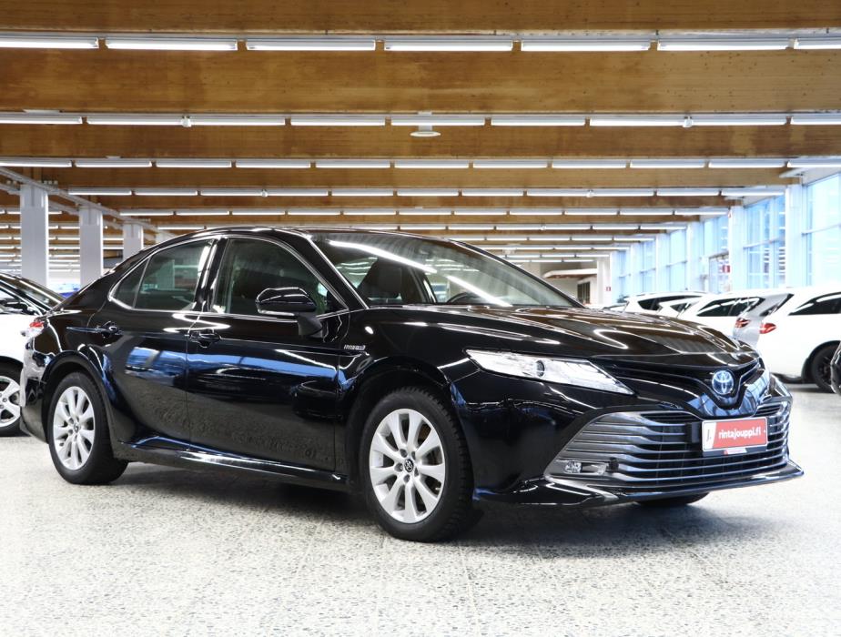 TOYOTA Camry 2019