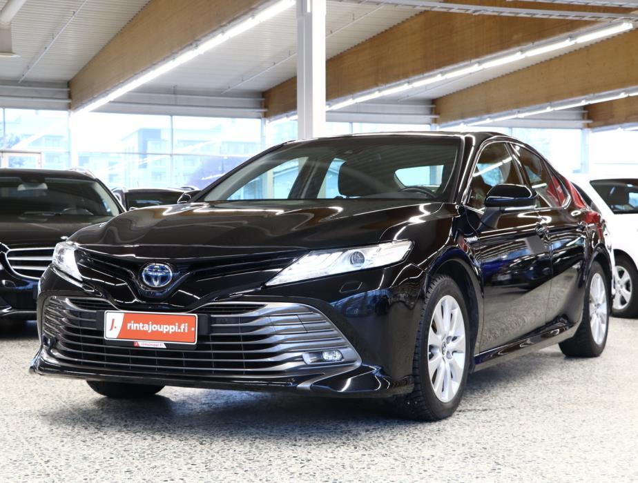 TOYOTA Camry 2019