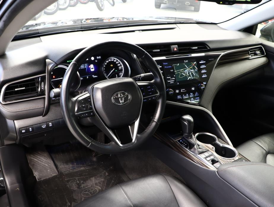 TOYOTA Camry 2019