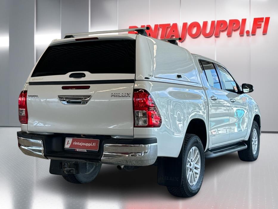 TOYOTA Hilux 2016