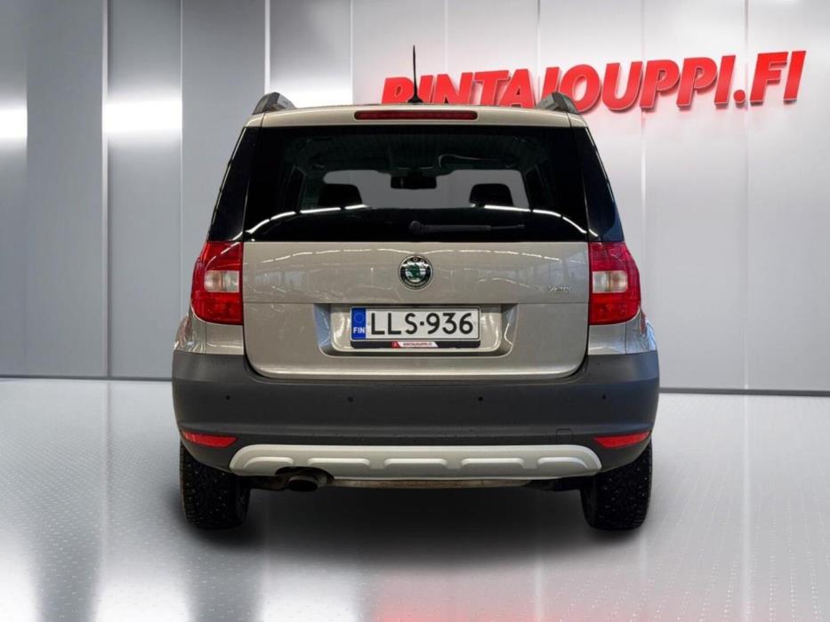 SKODA Yeti 2013