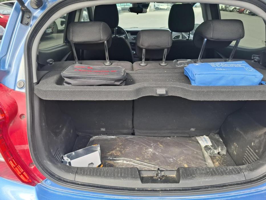 OPEL Karl 2016