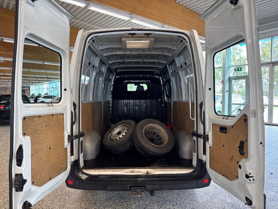 NISSAN NV400 2017