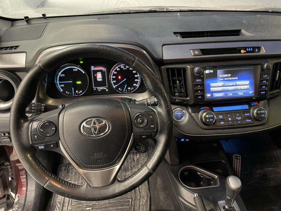 TOYOTA RAV4 2017