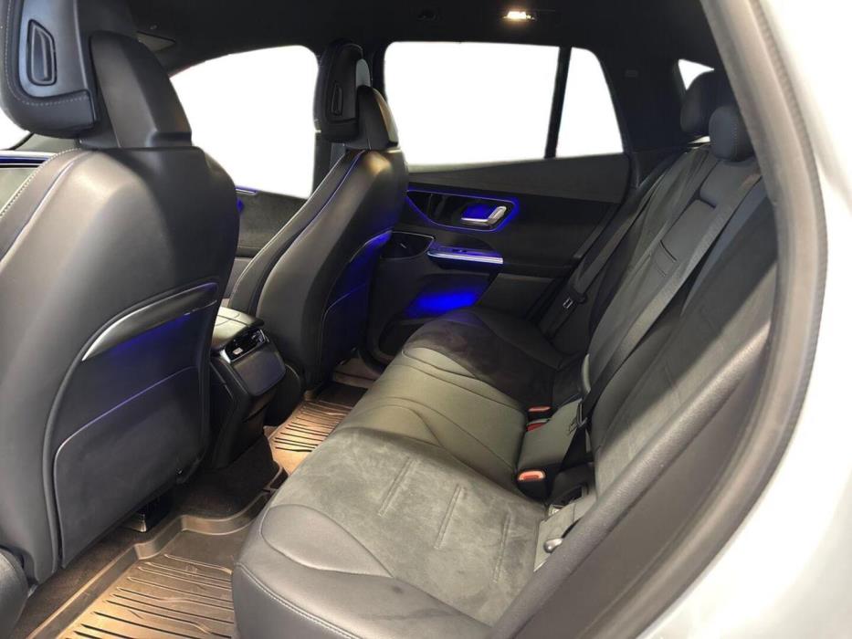 MERCEDES-BENZ EQE SUV 2025