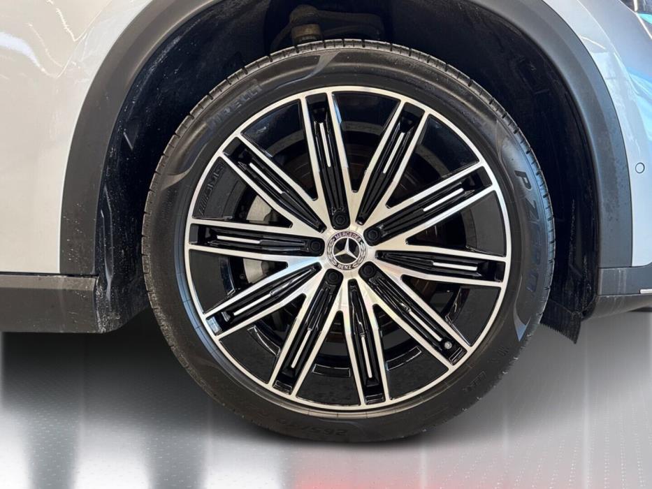 MERCEDES-BENZ EQE SUV 2025