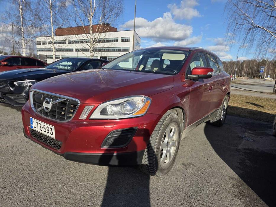 VOLVO XC60 2013