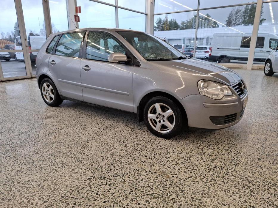 VOLKSWAGEN Polo 2006