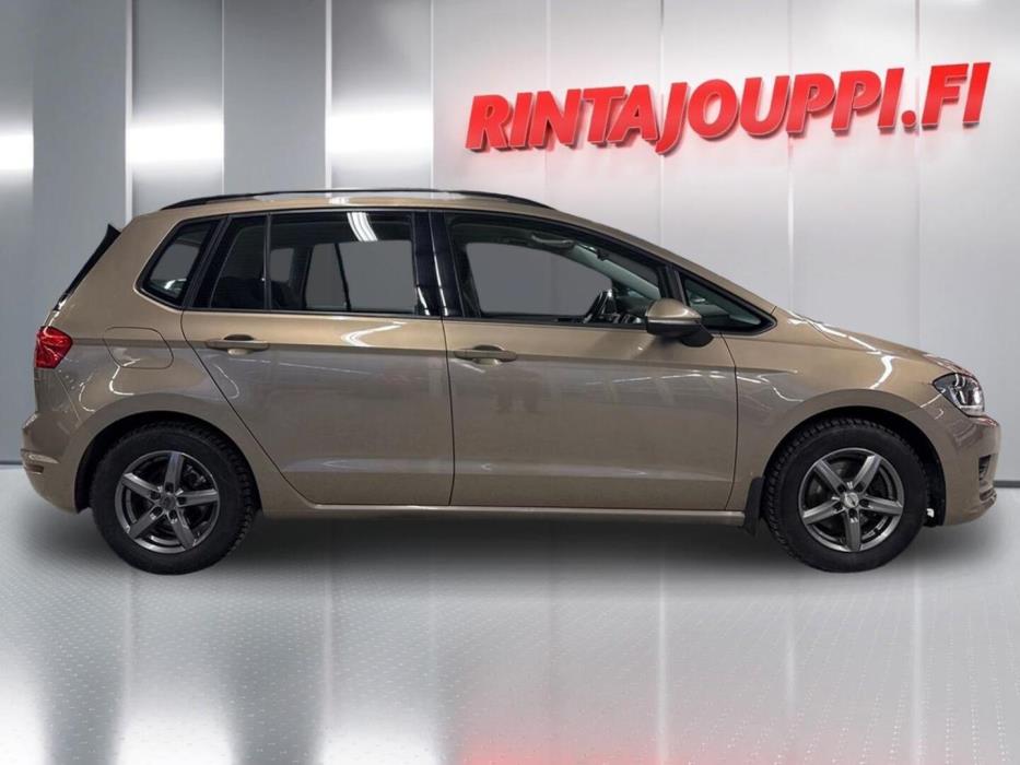 VOLKSWAGEN Golf Sportsvan 2014