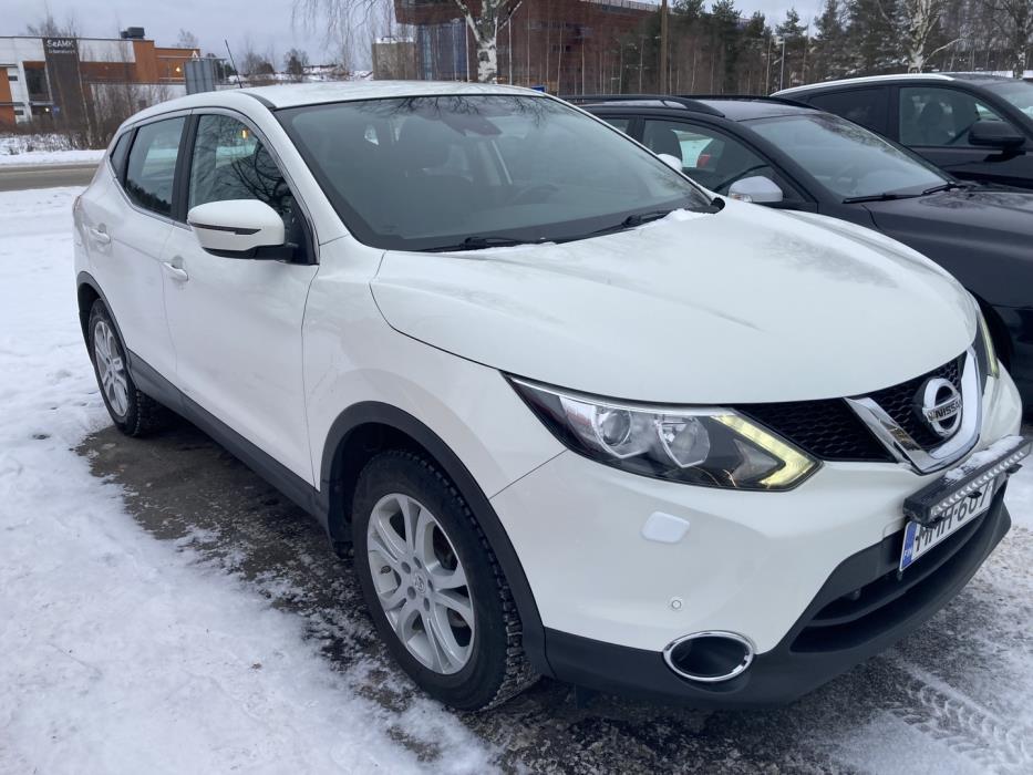 NISSAN Qashqai 2015
