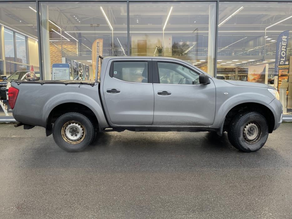 NISSAN NAVARA 2017