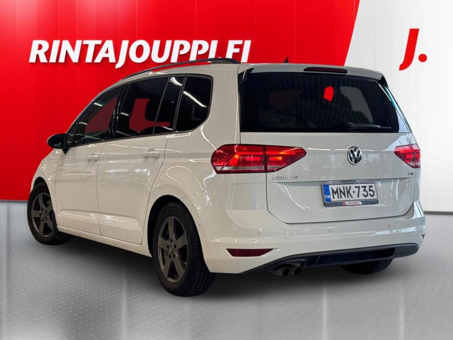 VOLKSWAGEN Touran 2018