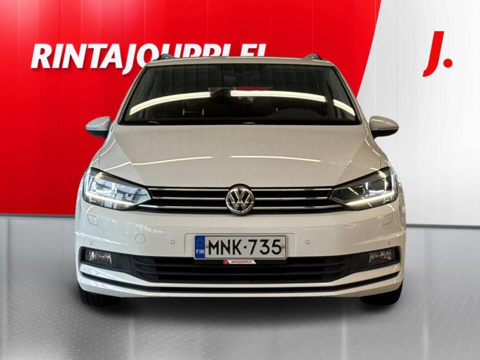 VOLKSWAGEN Touran 2018