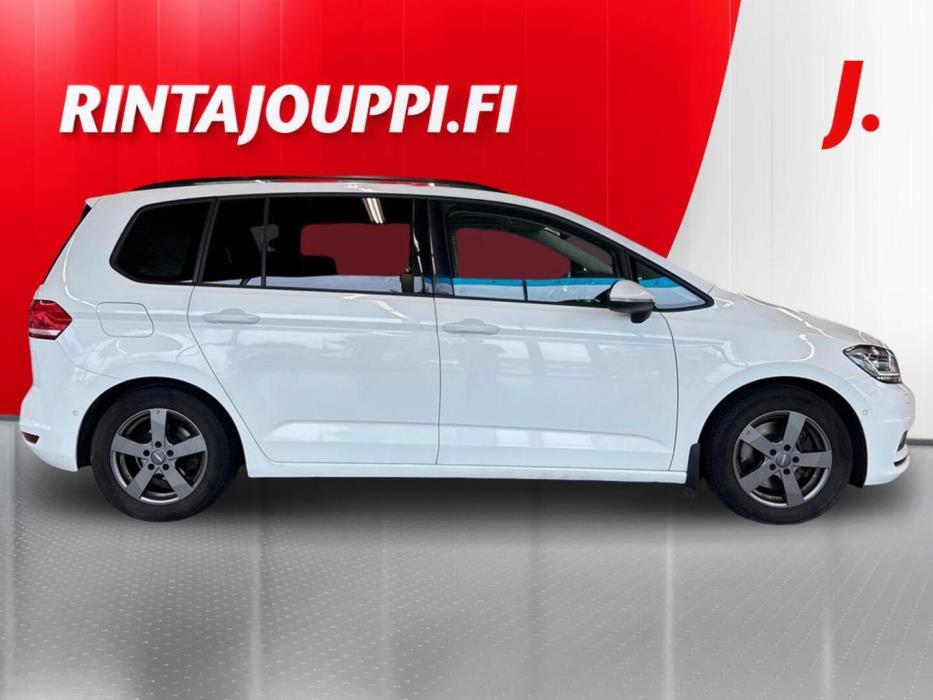 VOLKSWAGEN Touran 2018