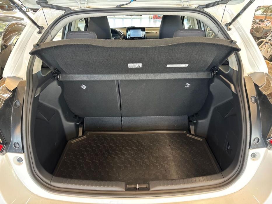 TOYOTA Yaris 2022