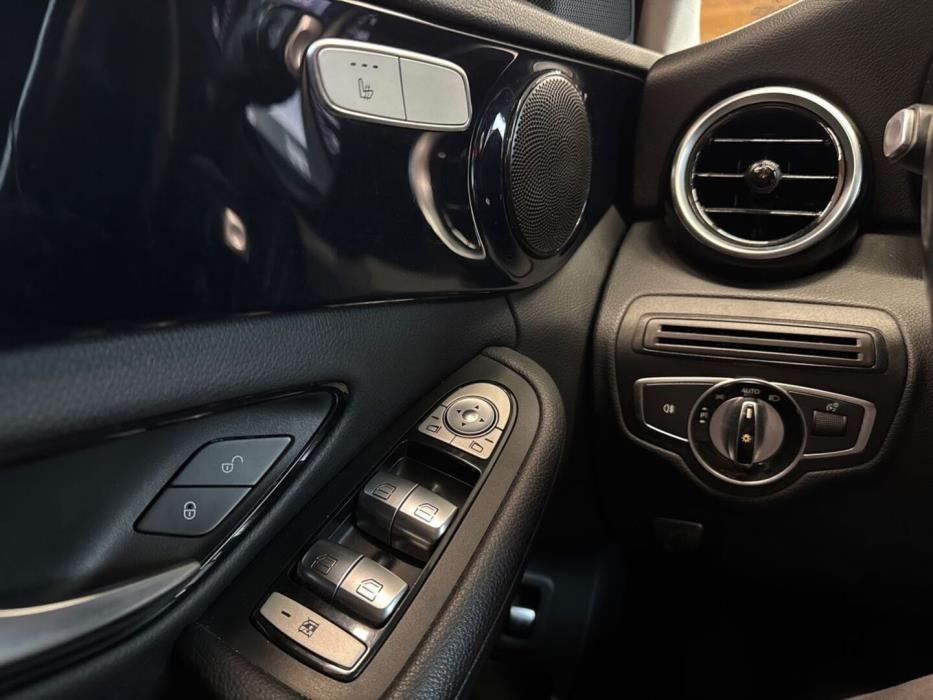 MERCEDES-BENZ C 2016