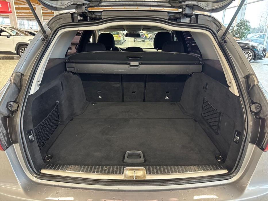 MERCEDES-BENZ C 2016