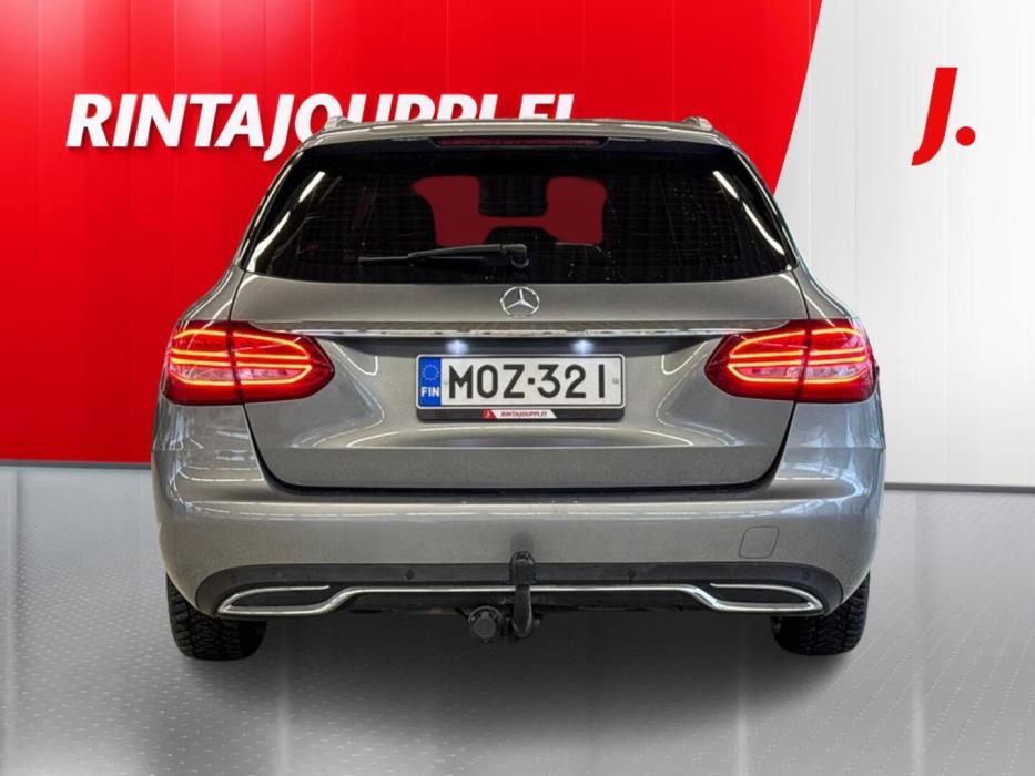 MERCEDES-BENZ C 2016