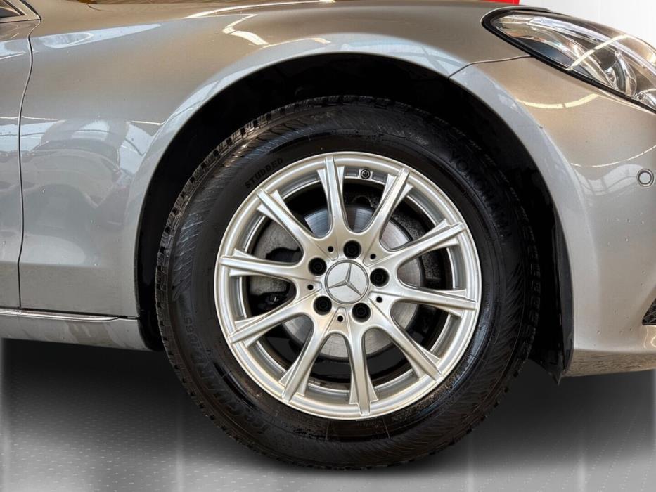 MERCEDES-BENZ C 2016