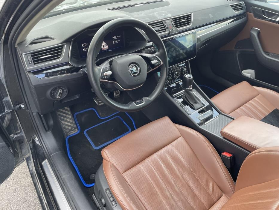 SKODA Superb 2023